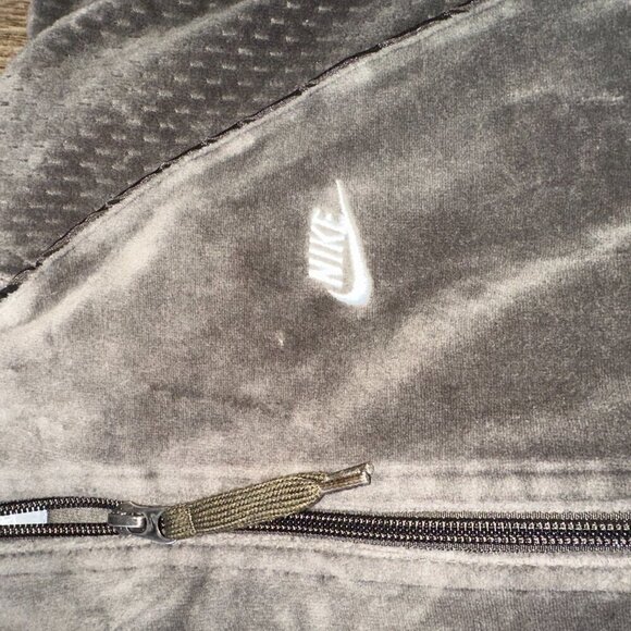 Nike Womens Viva Velour Soft Track Jacket Size Medium Full Zip - Picture 5 of 11